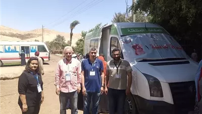 الكشف على 972 مواطنًا خلال قافلة طبية مجانية بقرية جلال الشرقية
