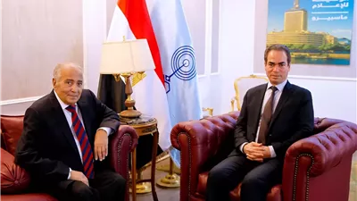 وصول الشاعر الكبير فاروق جويدة صالون ماسبيرو الثقافي