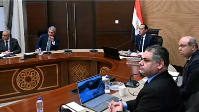 رئيس الوزراء يتابع إجراءات دعم وتحفيز قطاع السياحة