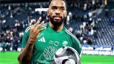 إيفان توني يقتحم قائمة أساطير النادي الأهلي السعودي