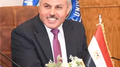 انطلاق ملتقى الوافدين الأول بكلية التجارة جامعة القناة