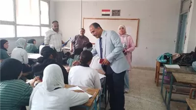مدير تعليم العبور يتابع انتظام امتحانات النقل ويؤكد دعم ذوي الهمم