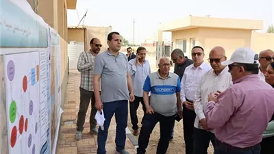 نائب وزيرة الإسكان يتابع مشروعات مياه الشرب والصرف الصحي بالمنيا