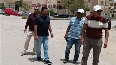 رئيس جهاز العبور فى جولة ميدانية موسعة بالحي التاسع