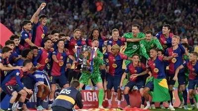 برشلونة يسيطر علي التشكيل المثالي للدوري الاسباني موسم 2025-2026
