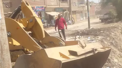 رفع ١٠٠ متر مكعب مخلفات فى حملات نظافة مكبرة بفرشوط ترفع 100