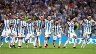 سكالوني يكشف سر تأخر إعلان قائمة الأرجنتين لكأس العالم