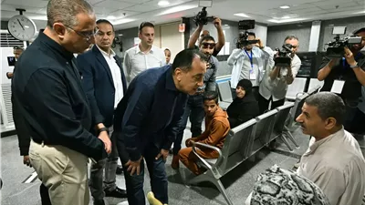 مدبولي يؤكد ضرورة العمل لاتاحة الخدمات الصحية لمختلف المواطنين