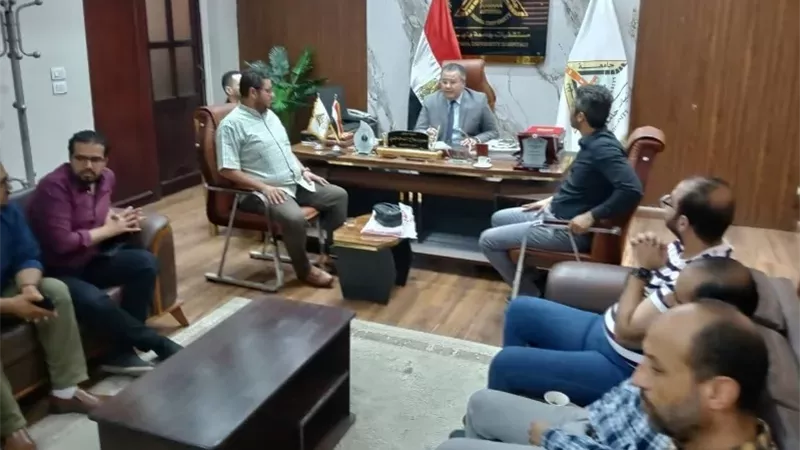 الاستاذ الدكتور عمرو