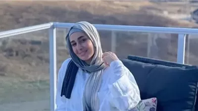 حلا شيحة تعيد إحياء ذكريات نادرة مع عامر منيب