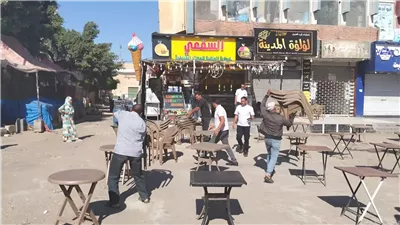 جهاز العاشر من رمضان يشن حملة مكبرة ويزيل 60 حالة إشغال