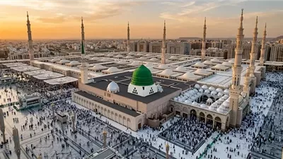 الخشوع وتعظيم المقام النبوي أبرز آداب زيارة حضرة النبي ﷺ