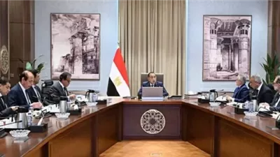رئيس الوزراء يتابع إجراءات إحكام وتعزيز الرقابة على مصانع إنتاج الأغذية