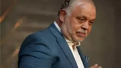 أشرف زكي يعلق على أزمة العرض المسرحي بجامعة العاصمة