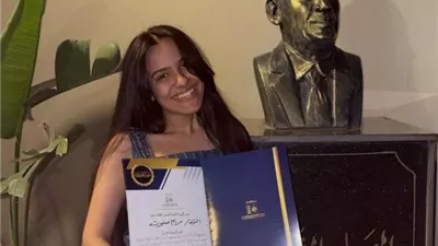 مريم من جامعة أسيوط الأهلية تحصد المركز الأول لأفضل ممثلة