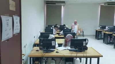 عميد ألسن عين شمس تتفقد امتحانات اَخر العام لمرحلة الليسانس