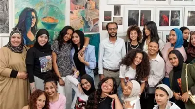 الجامعة المصرية الروسية تنظم معرض حصاد 4 بمشاركة 200 عمل فنى.. صور