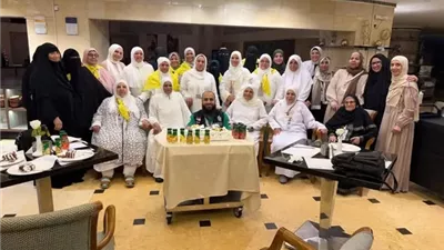 محافظ الإسماعيلية يتابع عودة فوج حجاج الجمعيات الأهلية