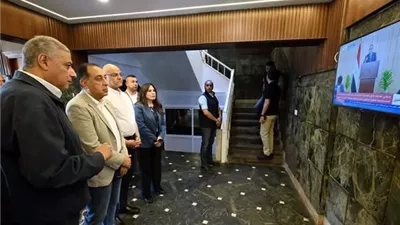 مدبولى يتفقد مركز تحكم غرب التابع لشركة الإسكندرية لتوزيع الكهرباء
