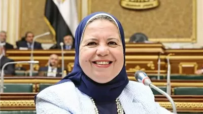 أمل عصفور: التوسع في العقود محددة المدة يهدد الاستقرار الوظيفى