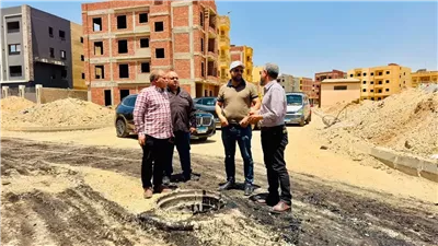 رئيس الجهاز يتفقد طرق الإسكان الاجتماعي بالعبور الجديدة