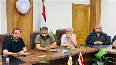 رئيس جهازالعبور الجديدة يلتقي بسكان حي النزهة لمناقشة مطالبهم