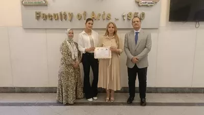 فوز ريم رشدى باَداب عين شمس بالمركز الثالث في القفز بالزانة بغانا