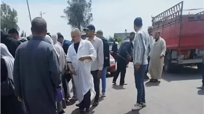 إصابة 16 عاملاً أثر انقلاب ربع نقل على الطريق الدولي بكفر الشيخ