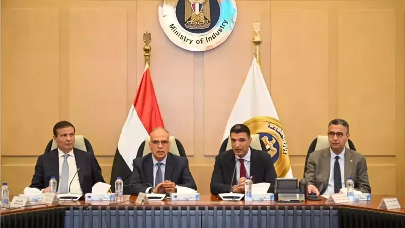 وزراء الصناعة والري