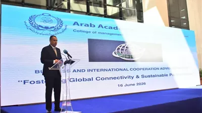 رئيس جهاز العلمين الجديدة يستعرض فرص الاستثمار بالمدينة .. صور