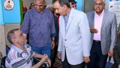 محافظ سوهاج يتفقد قافلة تركيب الأطراف الصناعية بالمجان بالحويتي