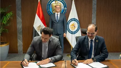 وزير البترول يشهد توقيع اتفاقية جديدة مع هاربور إنرجي