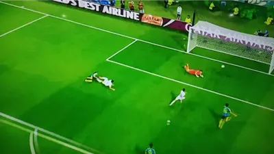 لويس دياز نجم كولومبيا يضرب منتخب اوزباكستان بالهدف الثاني
