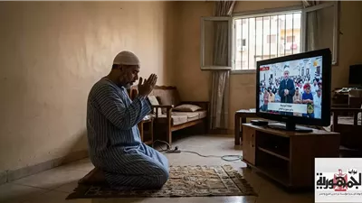 الإفتاء توضح حكم صلاة الجمعة خلف المذياع أو التلفاز