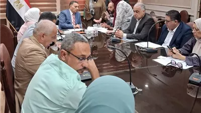محافظ القليوبية يبحث مشاكل وطلبات مواطني بنها وكفر شكر وطوخ وقها