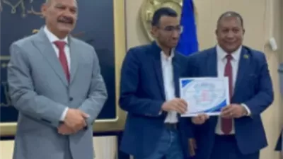 محافظ السويس يُكرّم فريق العباقرة بعد حصد الصدارة