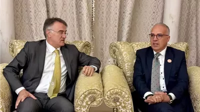 وزير الري يبحث مع مدير معهد سيام باري الإيطالي تعزيز التعاون