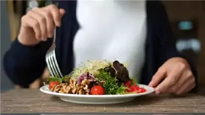 دراسة.. اتباع نظام غذائي مضاد للالتهابات يرتبط بانخفاض خطر الخرف