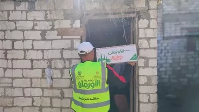 توزيع كراتين مواد غذائية على1700 أسرة بقرى مركز الحامول بكفرالشيخ
