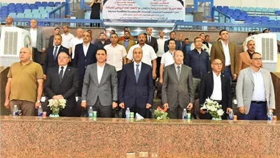 محافظ أسيوط يشهد ختام الدورة التنشيطية للشركات والهيئات الحكومية