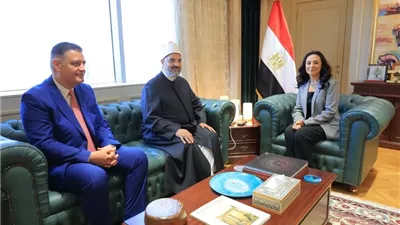 وزيرة التضامن تلتقي رئيس اللجنة الدينية بمجلس النواب