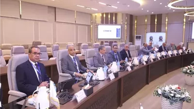 ترقية وتعيين ١٣ من أعضاء هيئة التدريس بجامعة قنا
