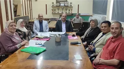 انتظام امتحان الكيمياء والجغرافيا للثانوية العامة بلجان المنيا