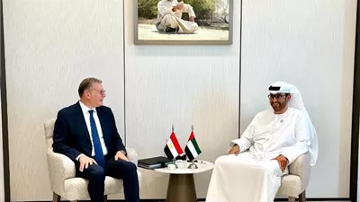 وزير البترول يبحث مع وزير الصناعة الإماراتي زيادة استثمارات أدنوك