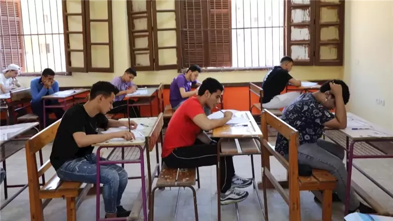 طلاب الثانوية العامة