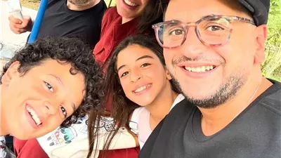 مصطفى خاطر برفقة كريم عبدالعزيز وياسمين صبري من كواليس 