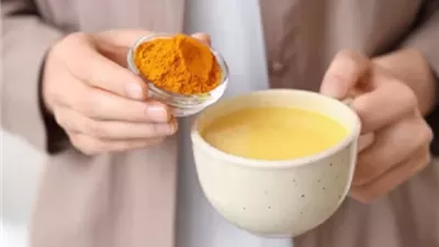 يحميك من السرطان وينسف الوزن .. فوائد كثير فى عشبة الكركم