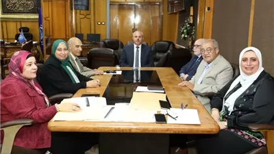 رئيس جامعة قناة السويس يعلن الفائزين بجائزة العطاء والوفاء