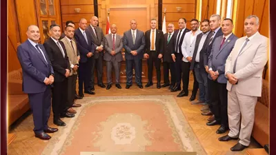 عبدالحليم علام يبحث بروتوكول تعاون مع أطباء الأسنان لإعادة خدمات العلاج للمحامين