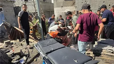 شهداء وجرحى في قصف إسرائيلي على غزة وهجوم للمستوطنين بالخليل